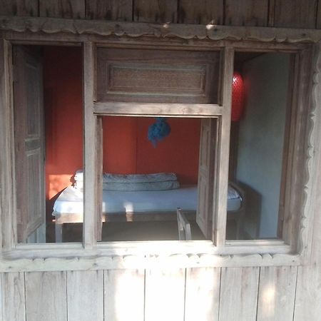 Shanta Ghar A Rustic Guesthouse チトワン エクステリア 写真