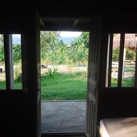 Shanta Ghar A Rustic Guesthouse チトワン エクステリア 写真
