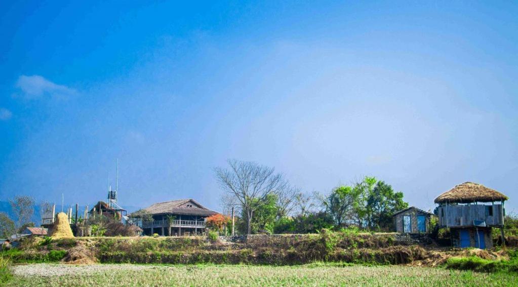 Shanta Ghar A Rustic Guesthouse チトワン エクステリア 写真
