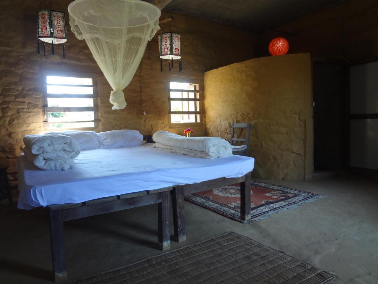 Shanta Ghar A Rustic Guesthouse チトワン エクステリア 写真