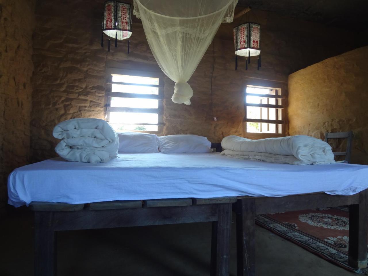 Shanta Ghar A Rustic Guesthouse チトワン エクステリア 写真