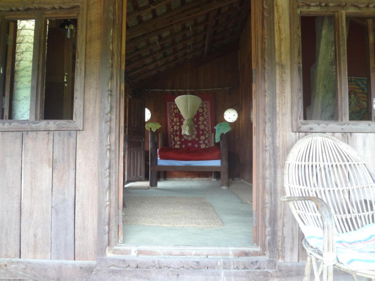 Shanta Ghar A Rustic Guesthouse チトワン エクステリア 写真
