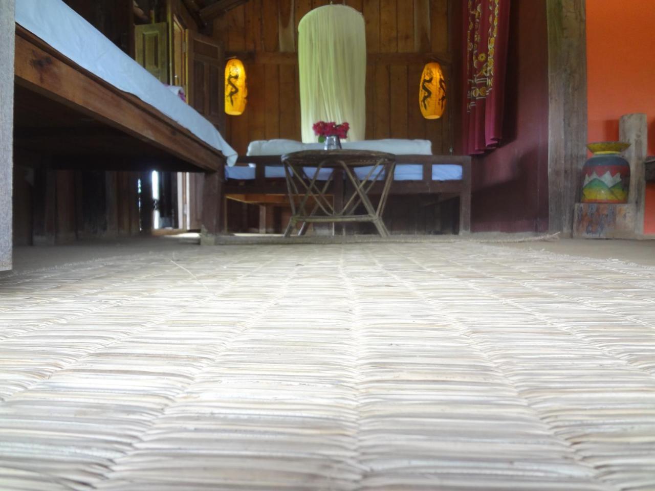 Shanta Ghar A Rustic Guesthouse チトワン エクステリア 写真