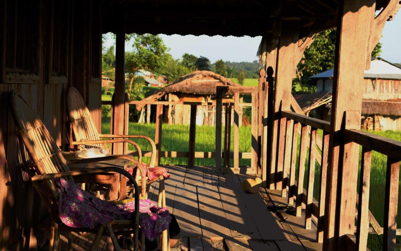Shanta Ghar A Rustic Guesthouse チトワン エクステリア 写真