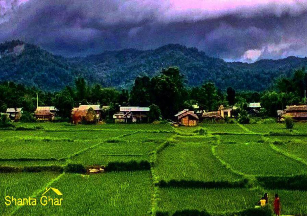 Shanta Ghar A Rustic Guesthouse チトワン エクステリア 写真